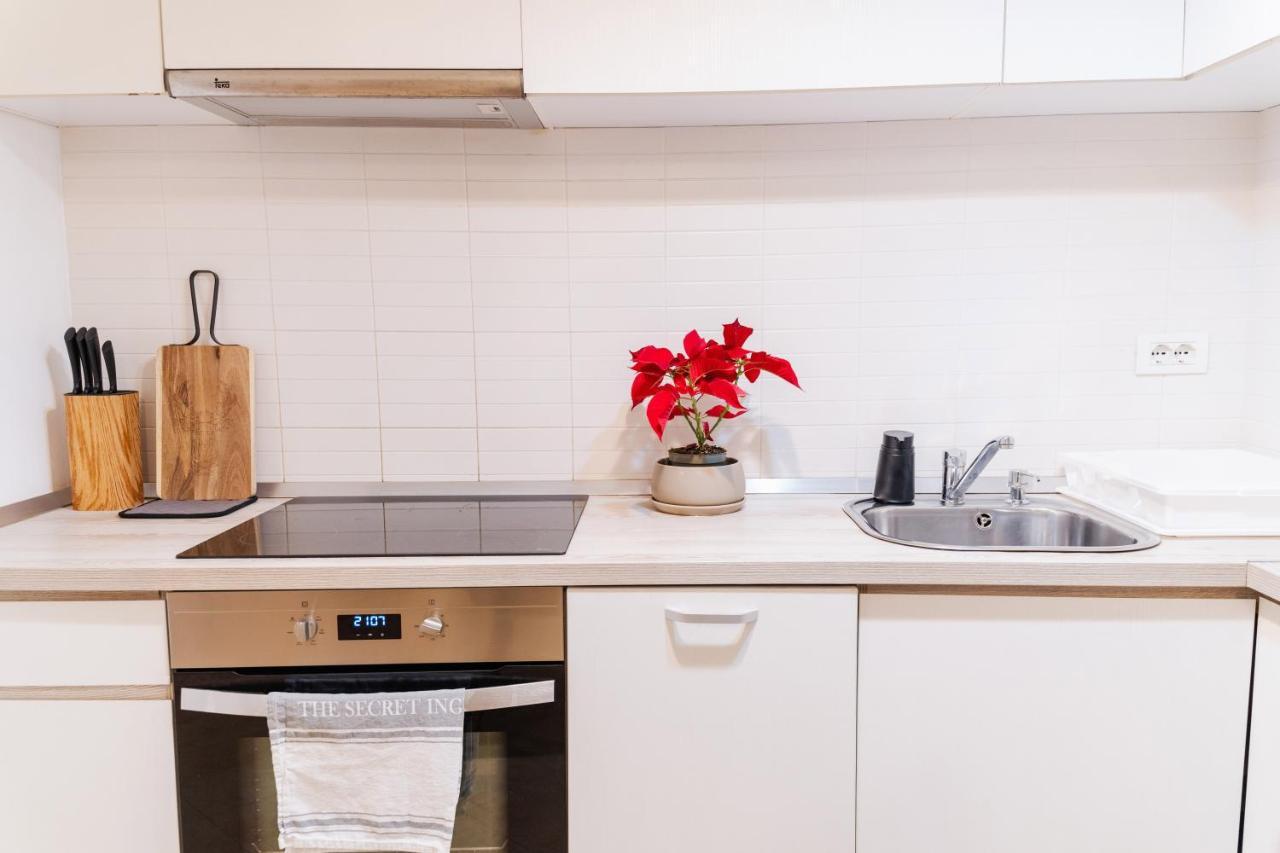 Central 700 Square Fructus Plaza - Eva Apartment Temešvár Exteriér fotografie