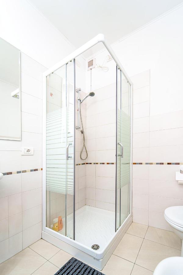 Central 700 Square Fructus Plaza - Eva Apartment Temešvár Exteriér fotografie