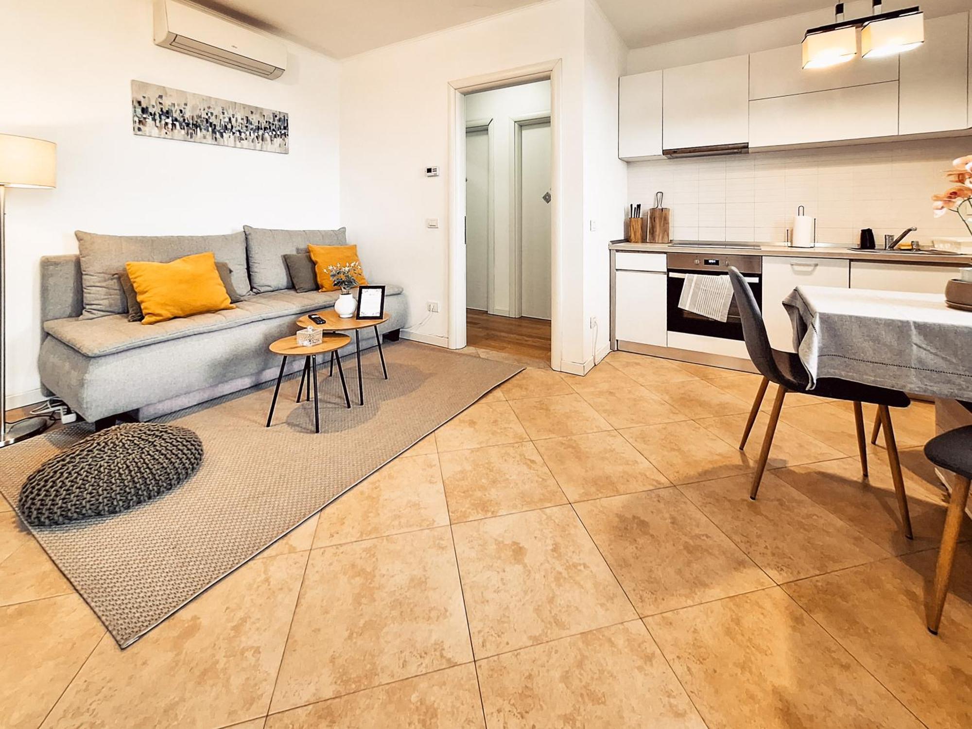 Central 700 Square Fructus Plaza - Eva Apartment Temešvár Exteriér fotografie
