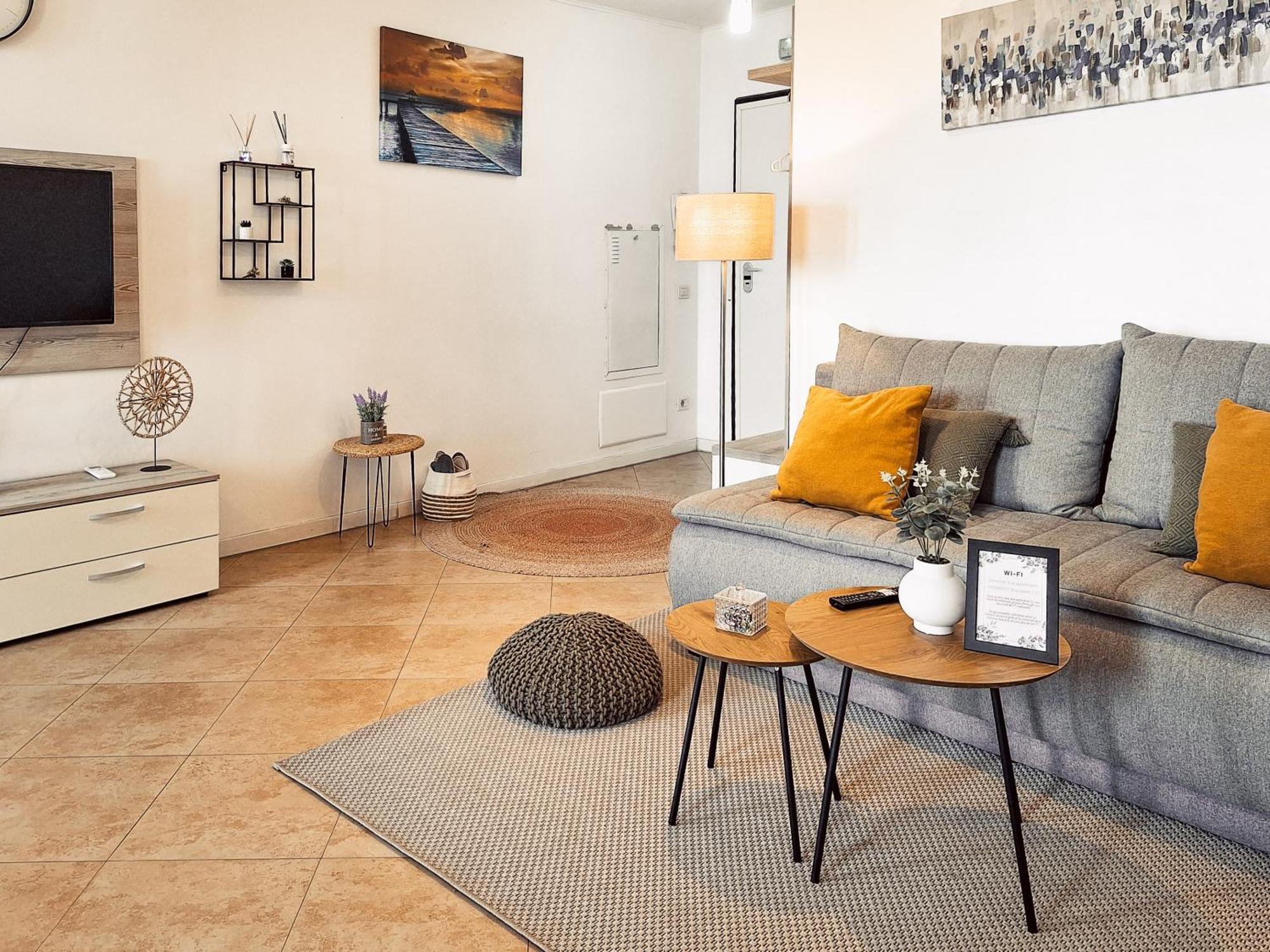 Central 700 Square Fructus Plaza - Eva Apartment Temešvár Exteriér fotografie